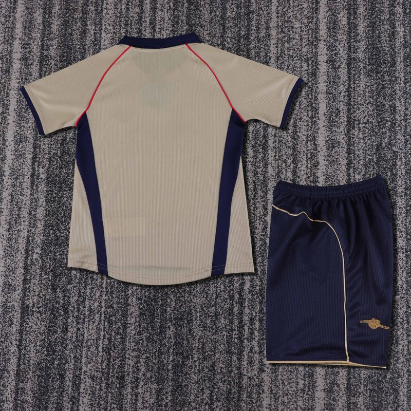 Retro Kids Arsenal FC 2001-2002 away Secondary image