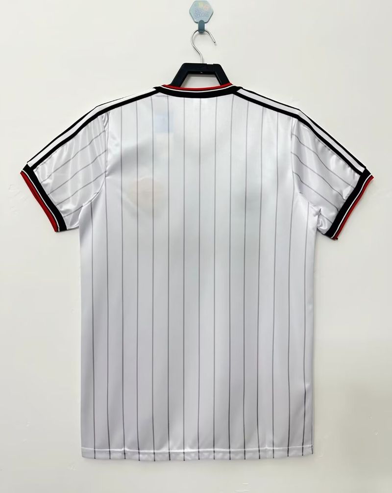 Maillot extérieur rétro Manchester United 1983