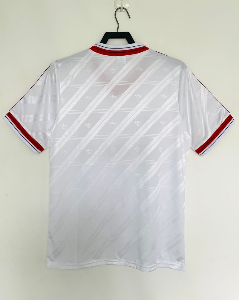 Maillot extérieur rétro Manchester United 1986-1988 Image secondaire du produit