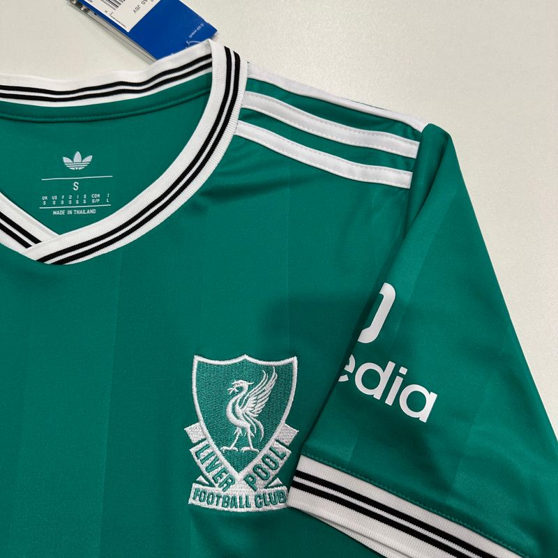 Liverpool FC 2025-2026 deuxième extérieur