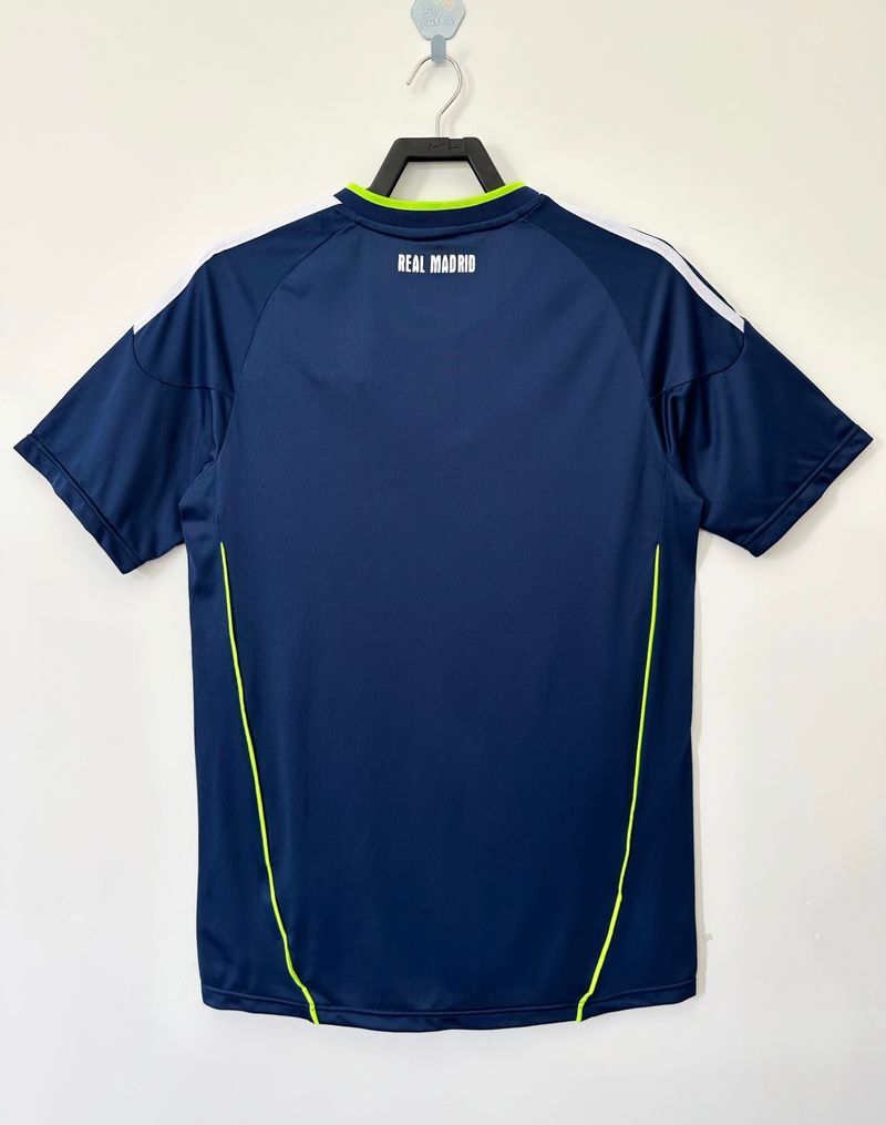 Maillot Real Madrid rétro extérieur 2010-2011 Image secondaire du produit
