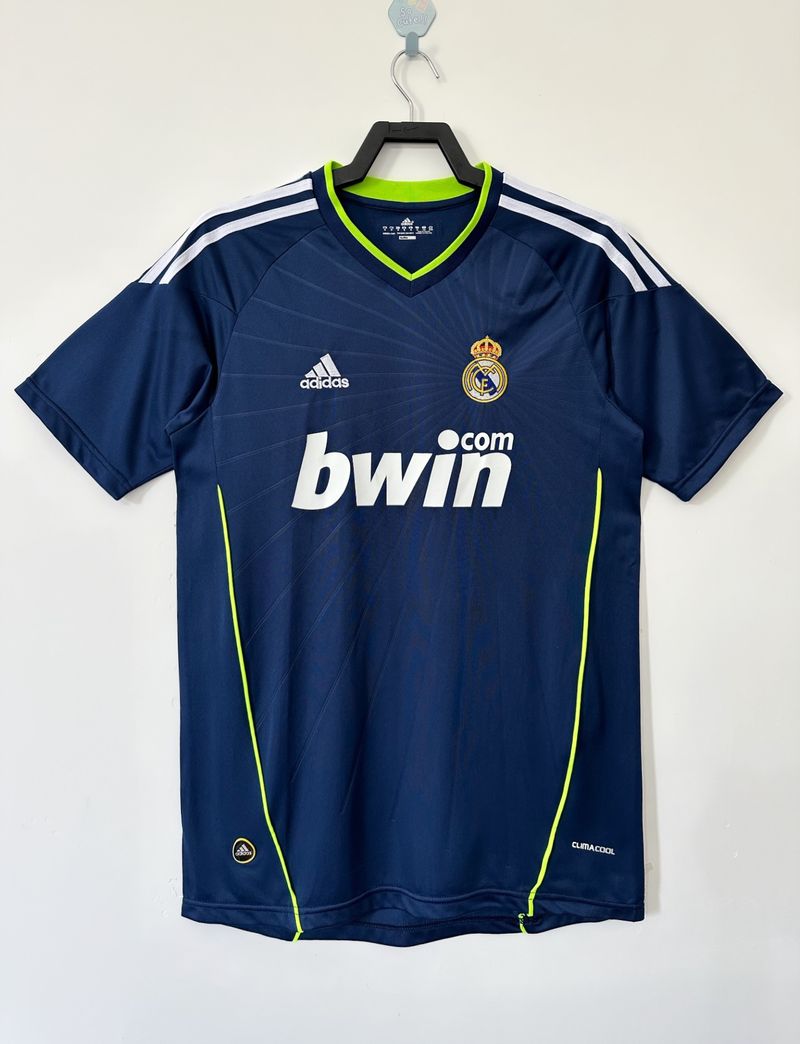 Maillot Real Madrid rétro extérieur 2010-2011 Image principale du produit