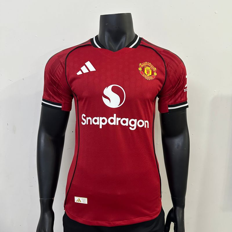 Joueur à domicile de Manchester United 2025-2026