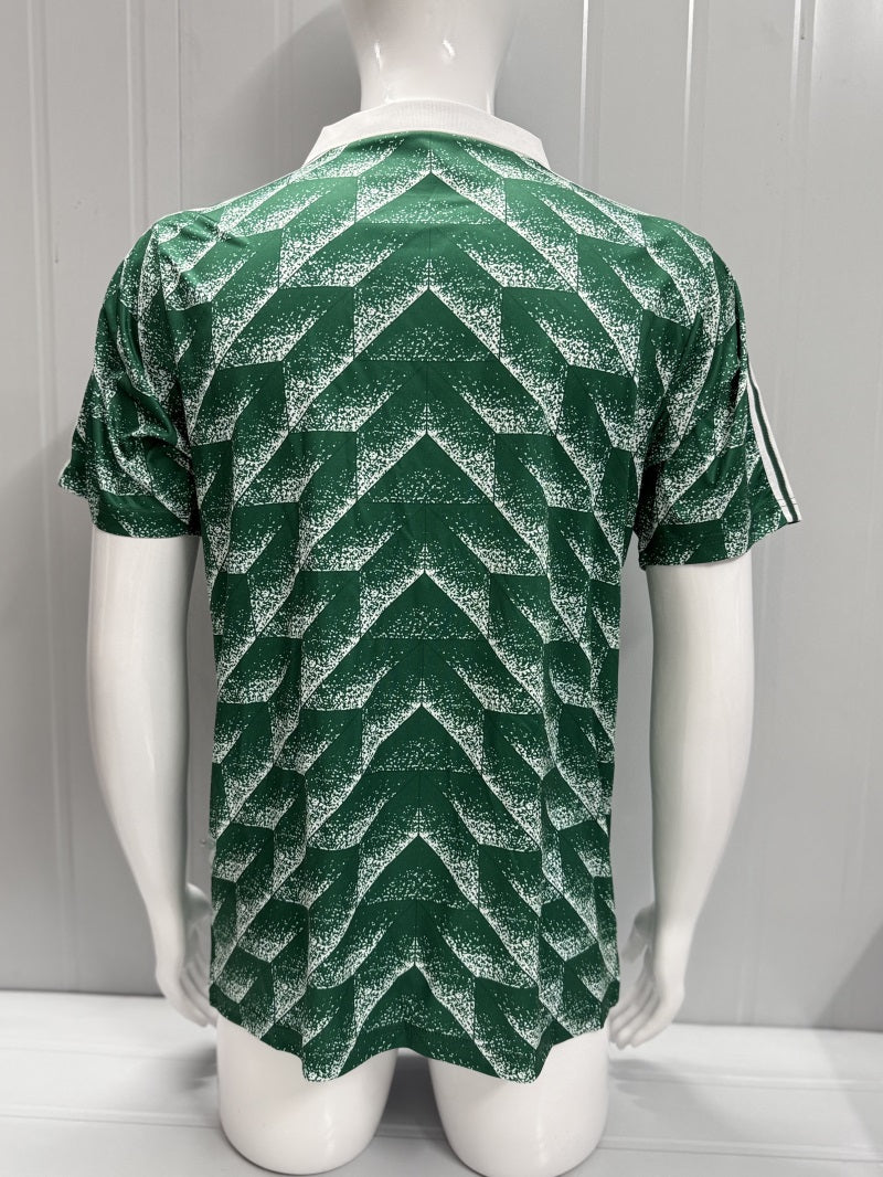 Retro Hannover 96 1990-1991 home Secondary image