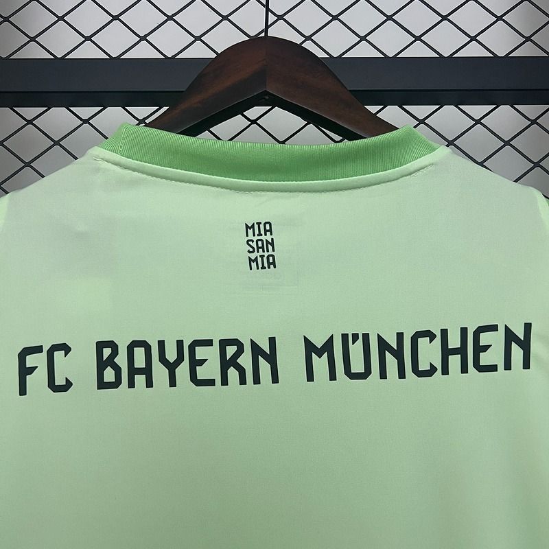 Bayern München 2025 - 2026 goalkeeper - WCFOOTBALLSUIT