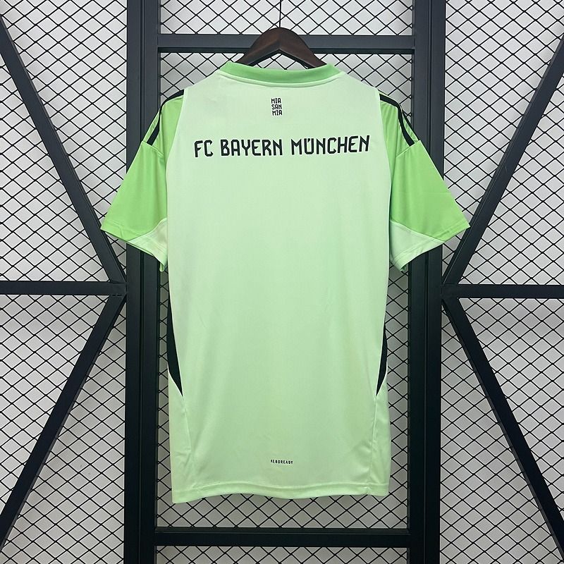 Gardien de but du Bayern Munich 2025-2026 Image secondaire du produit