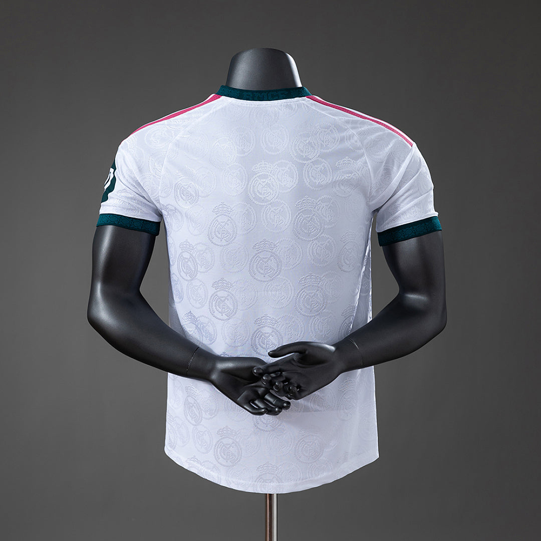 Joueur édition spéciale Real Madrid 2026-2027