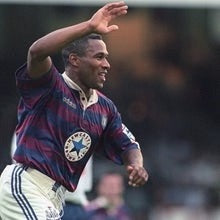 Maillot extérieur rétro Newcastle United 1995-1996 Image secondaire du produit