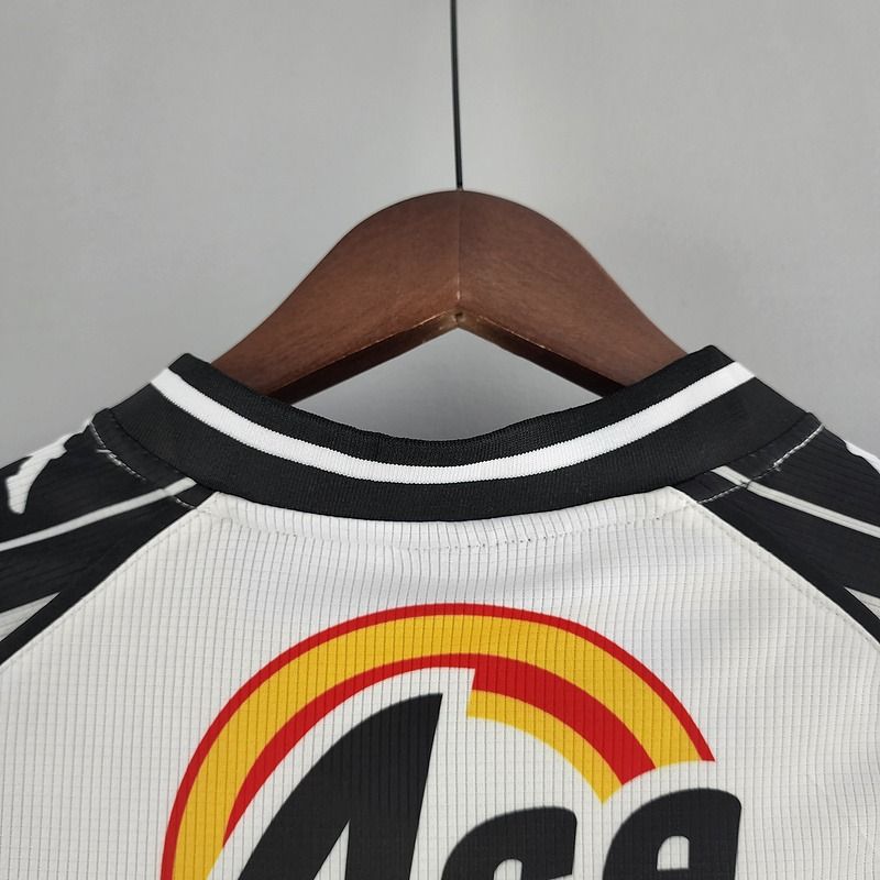 Retro Vasco da Gama 2000 home