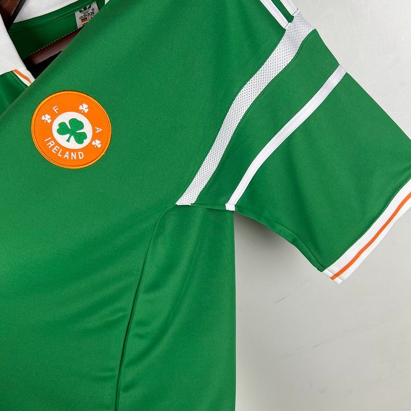 Retro Ireland 1988-1990 home