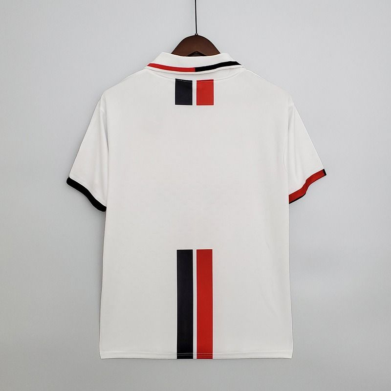 Retro AC Milan 1996-1997 away Secondary image