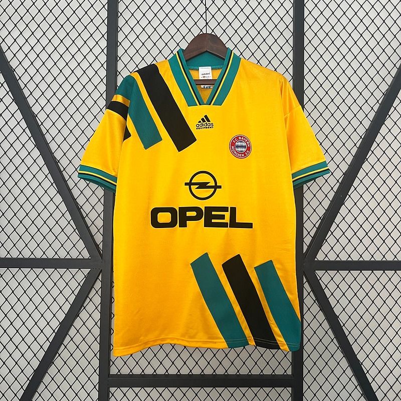Rétro Bayern Munich 1993-1995 extérieur Image principale du produit