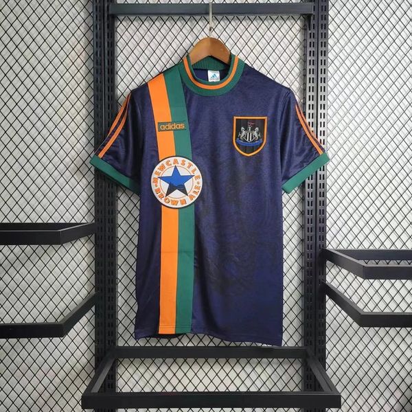 Maillot extérieur rétro de Newcastle United 1997-1998 Image principale du produit