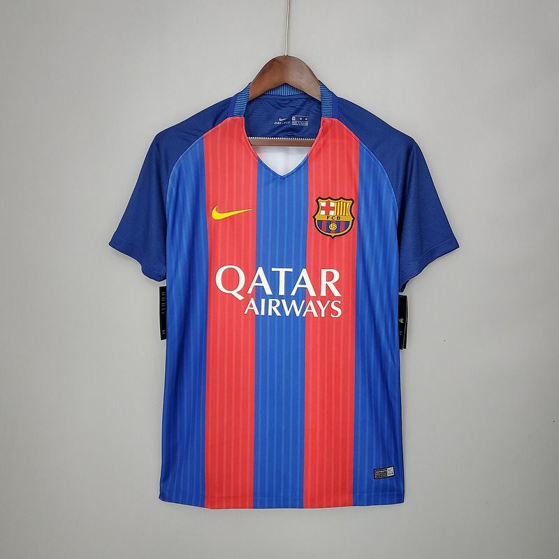 Maillot domicile rétro du FC Barcelone 2016-2017 Image principale du produit