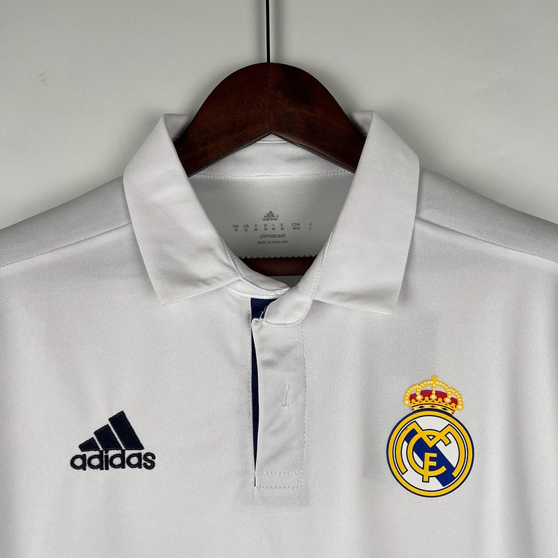 Tenue domicile rétro Real Madrid 2016-2017