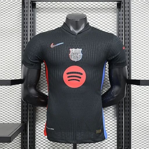 FC Barcelone 2024-2025 nouveau joueur extérieur