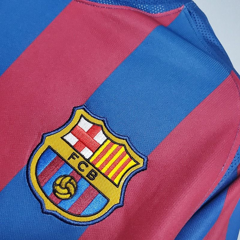 Maillot rétro du FC Barcelone saison 2005-2006 domicile (édition Ligue des Champions)
