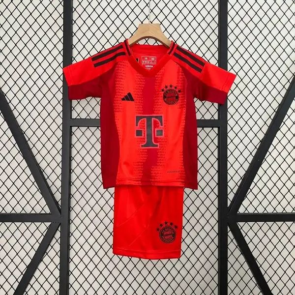 Enfants Bayern Munich domicile 2024-2025