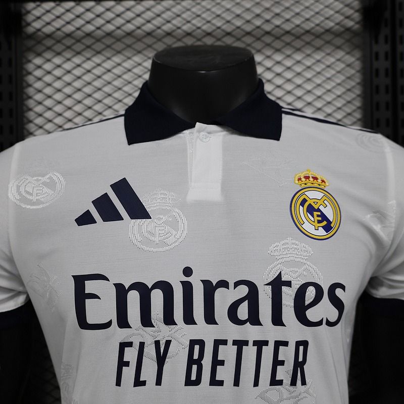 Joueur édition spéciale Real Madrid 2025-2026