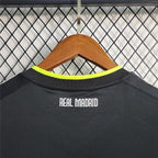 Maillot rétro Real Madrid extérieur 2010-2011