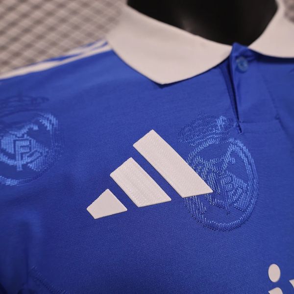 Joueur édition spéciale Real Madrid 2025-2026