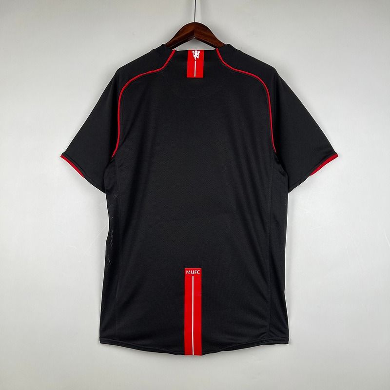 Retro Manchester United 2007-2008 away Secondary image