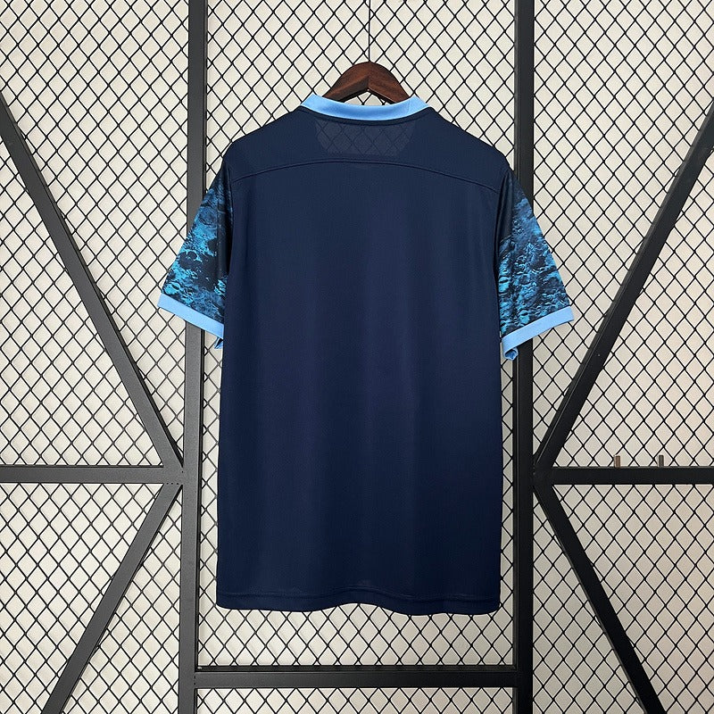 Retro Manchester City 2015-2016 away Secondary image