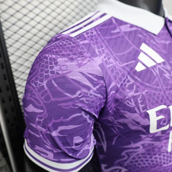 Joueur édition spéciale Real Madrid 2025-2026