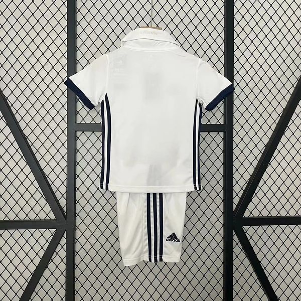 Retro Kids Real Madrid 2016-2017 home Secondary image