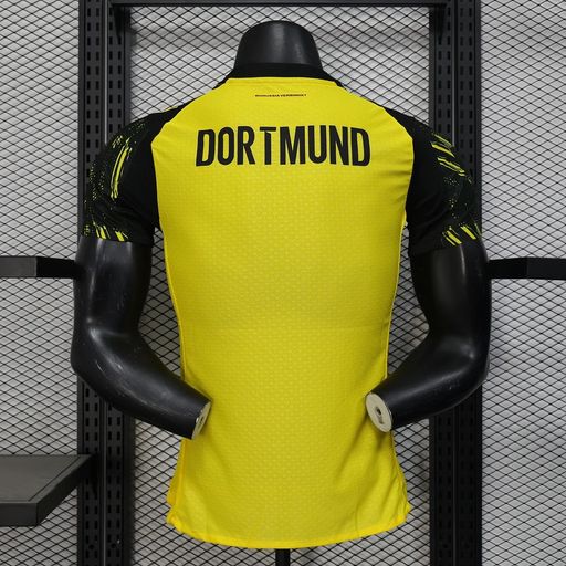 BVB Dortmund 2025-2026 home player