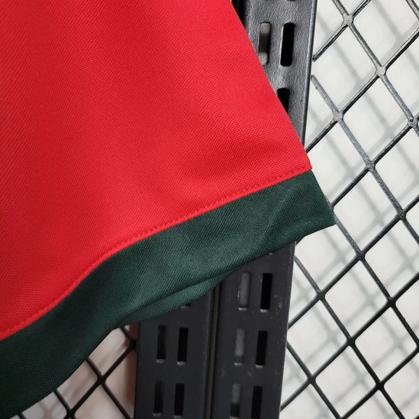 Retro Portugal 1972 home