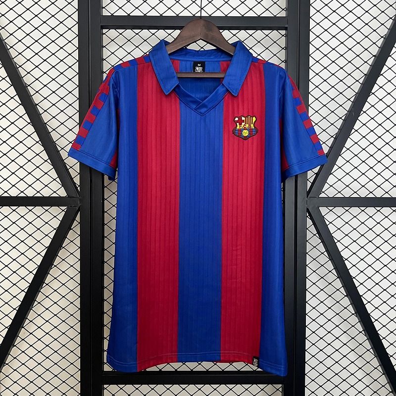 Maillot domicile rétro du FC Barcelone 1991-1992 Image principale du produit