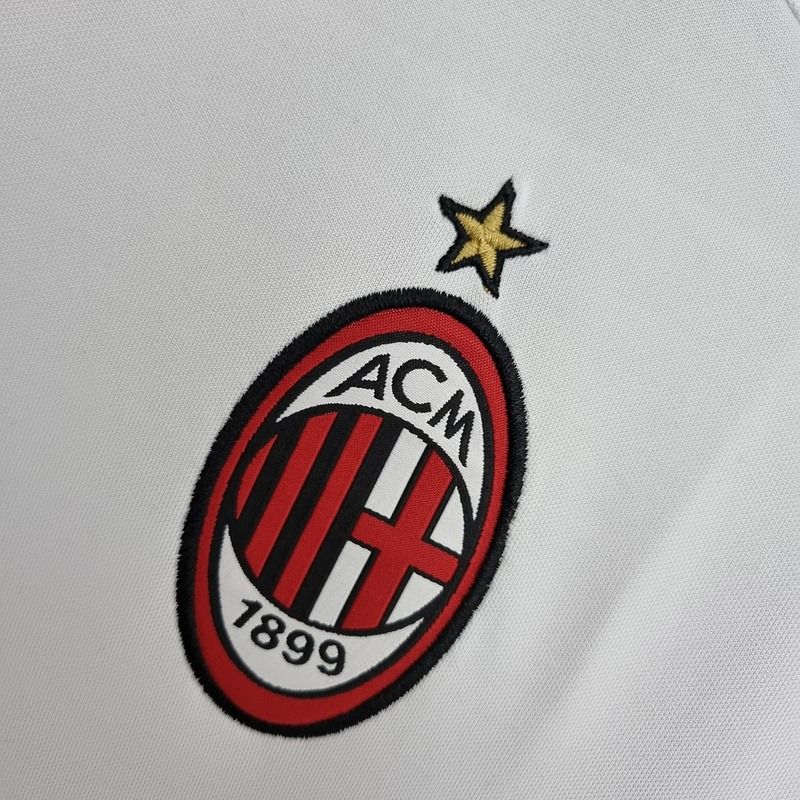 Milan rétro extérieur 2002-2003