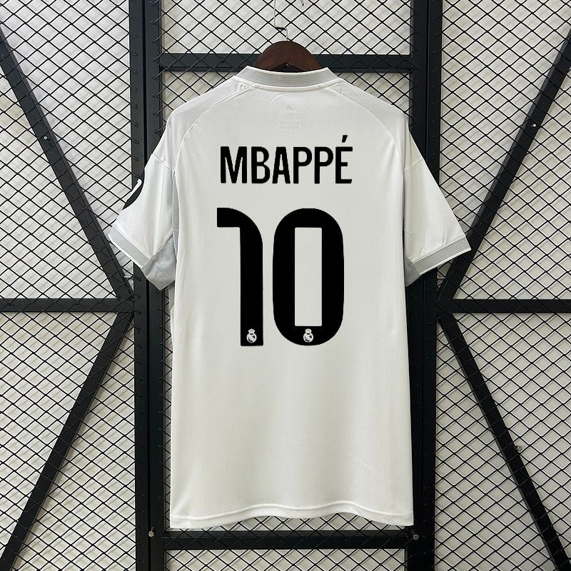 Real Madrid 2025-2026 home Secondary image