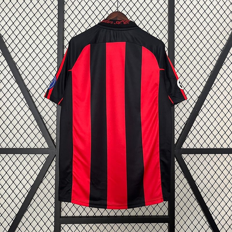 Retro AC Milan 2000-2001 home Secondary image