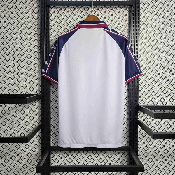 Retro Manchester City 1997-1998 away Secondary image