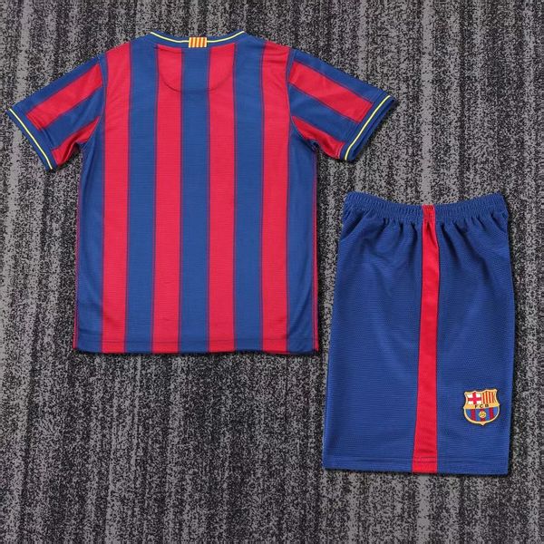 Retro Kids FC Barcelona 2009-2010 home Secondary image