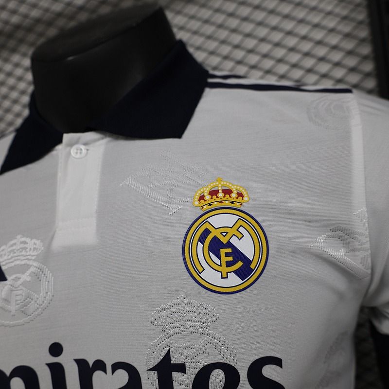 Joueur édition spéciale Real Madrid 2025-2026