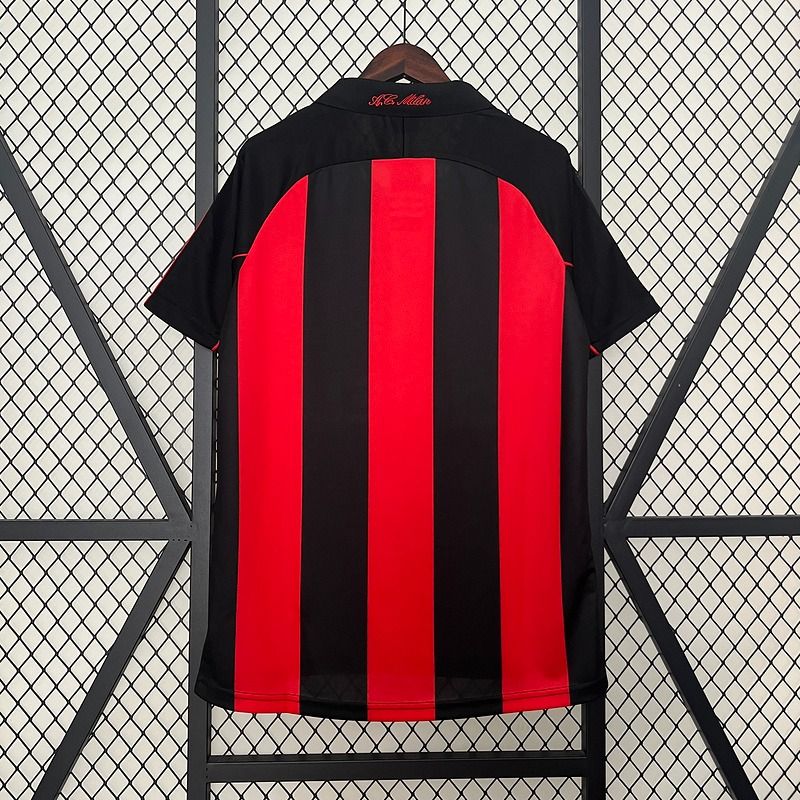 Retro AC Milan 2000-2002 home Secondary image