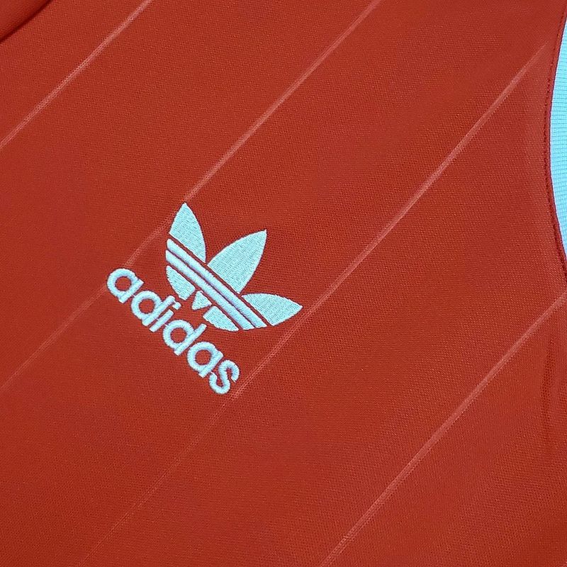 Maillot domicile rétro de Manchester United 1983