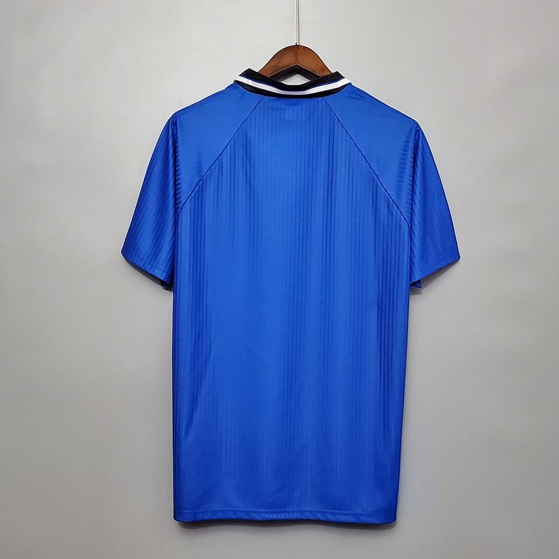 Retro Manchester United 1996-1997 second away Secondary image