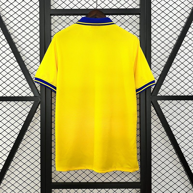 Retro Arsenal FC 2013-2014 away Secondary image