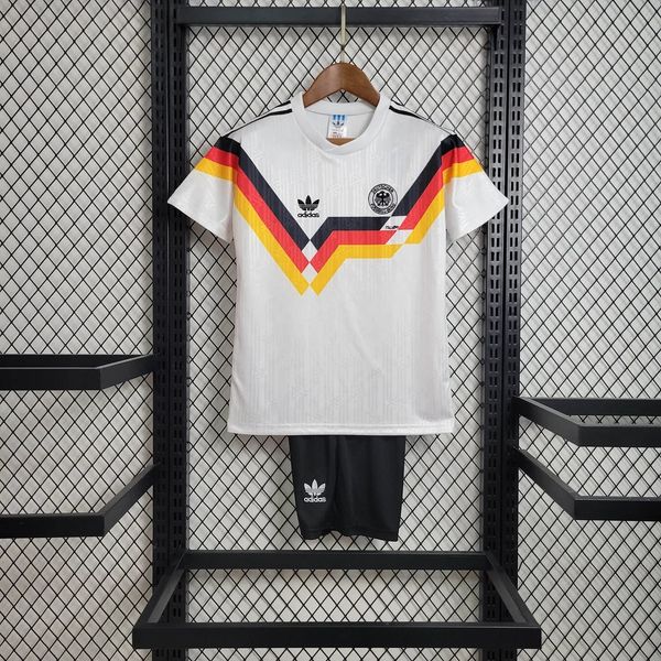 Retro Kids Germany 1990 home Main image