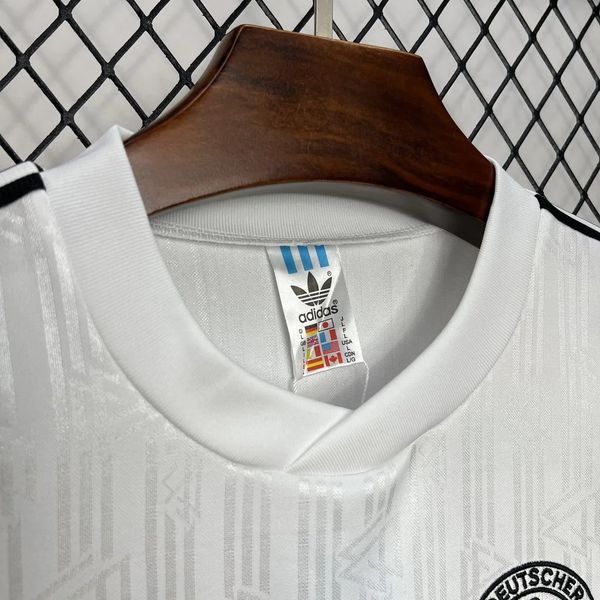 Retro Germany 1990 home