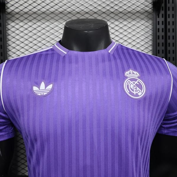 Joueur édition spéciale Real Madrid 2025-2026