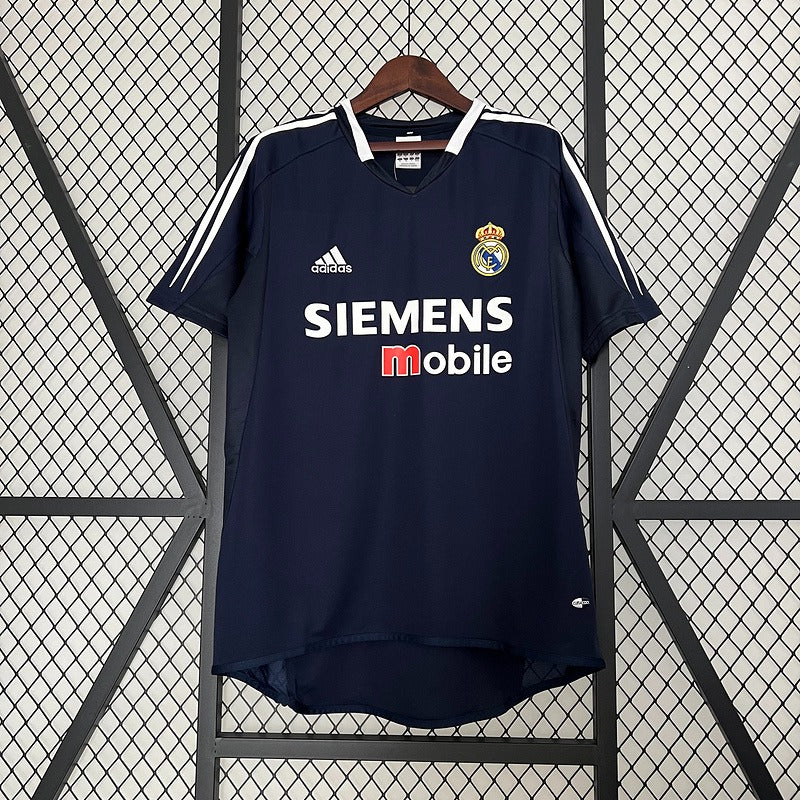 Maillot extérieur rétro Real Madrid 2004-2005 Image principale du produit