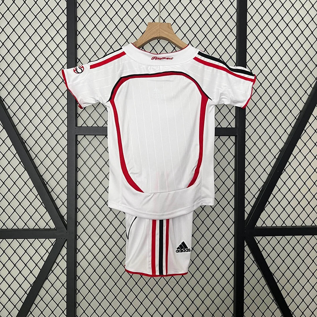 Maillot Rétro Enfant AC Milan 2006-2007 extérieur Image secondaire du produit