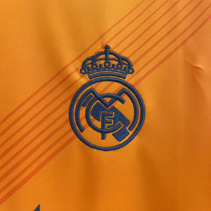 Real Madrid 2024-2025 extérieur