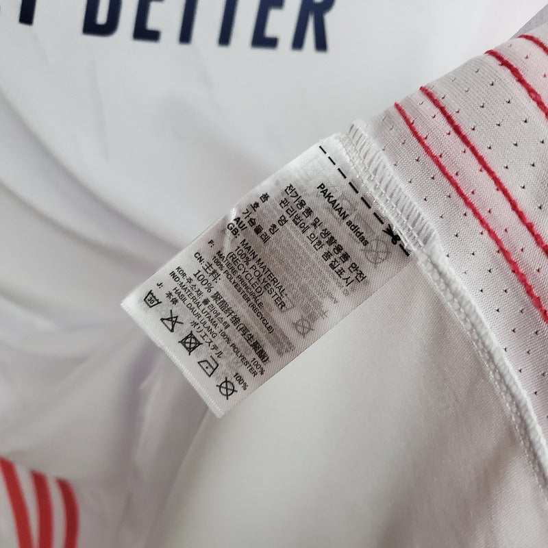 Maillot domicile rétro Real Madrid 2020-2021