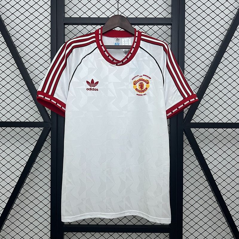 Maillot rétro Manchester United édition spéciale 1990-1991 Image principale du produit